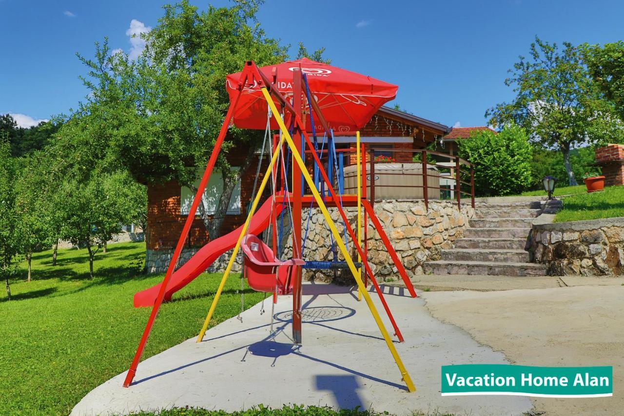 Vacation Home Alan 2 Kulen Vakuf Extérieur photo