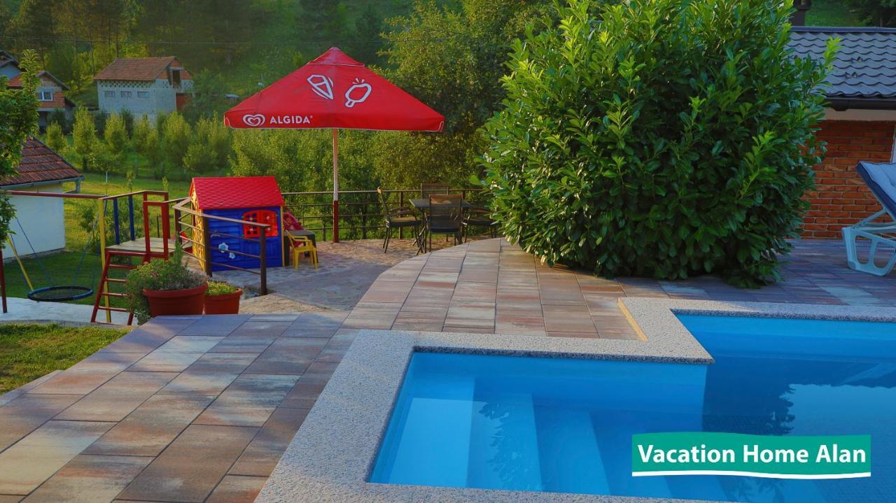 Vacation Home Alan 2 Kulen Vakuf Extérieur photo