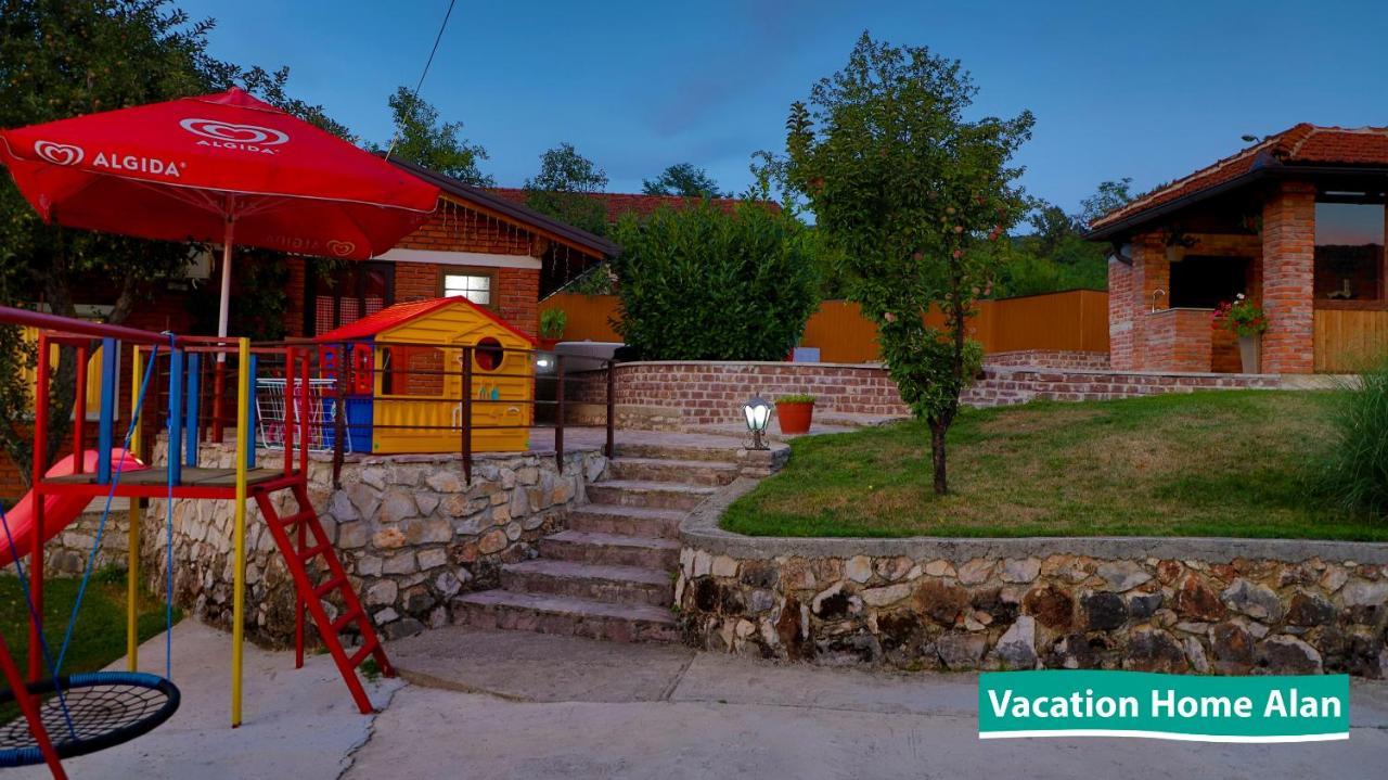 Vacation Home Alan 2 Kulen Vakuf Extérieur photo