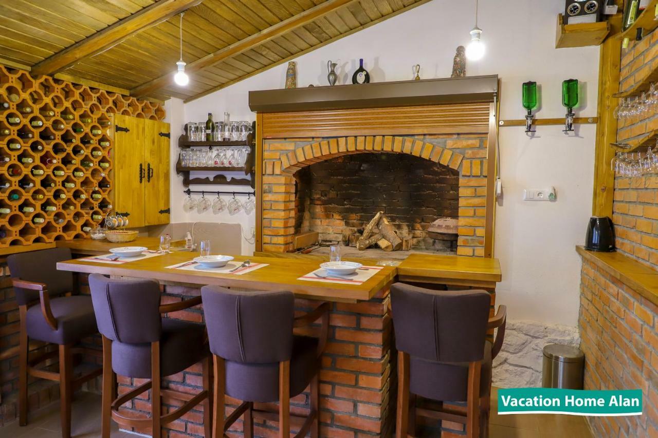 Vacation Home Alan 2 Kulen Vakuf Extérieur photo